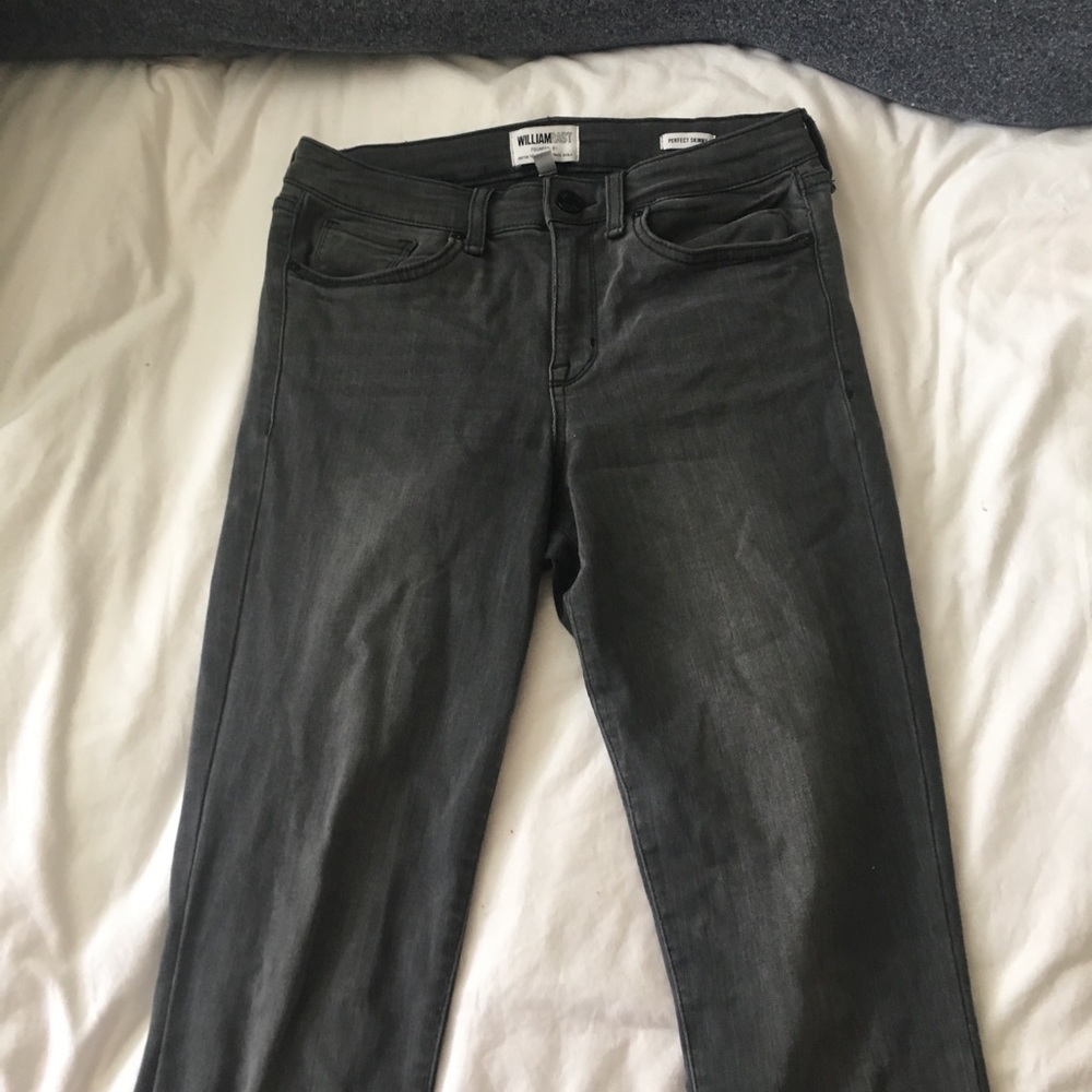 Grey skinny Jeans